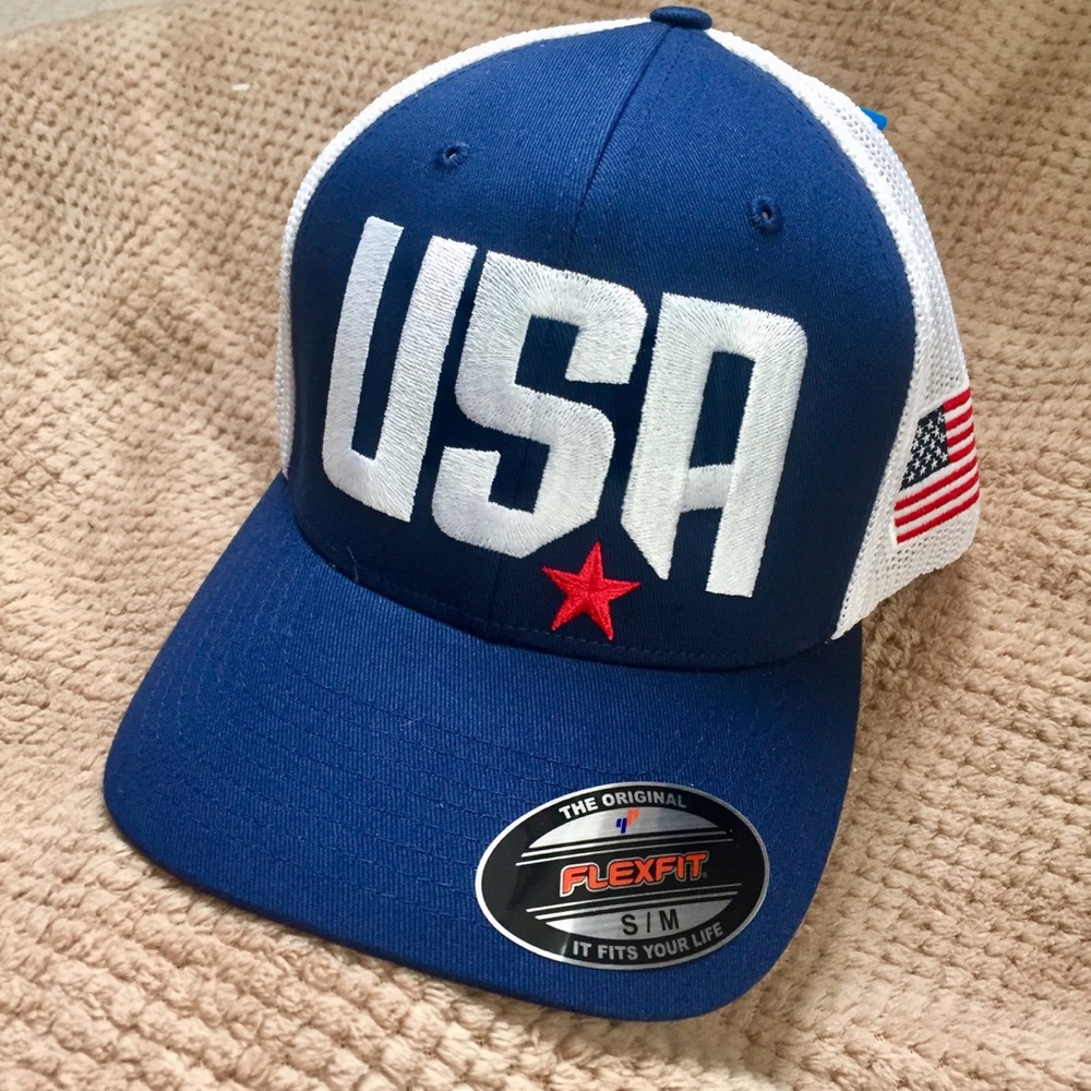 NWT Columbia Mesh USA Ball Cap